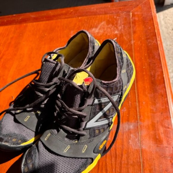 New Balance Minimus Vibram Men’s Size 10.5 - Used Good Condition - Picture 2 of 4